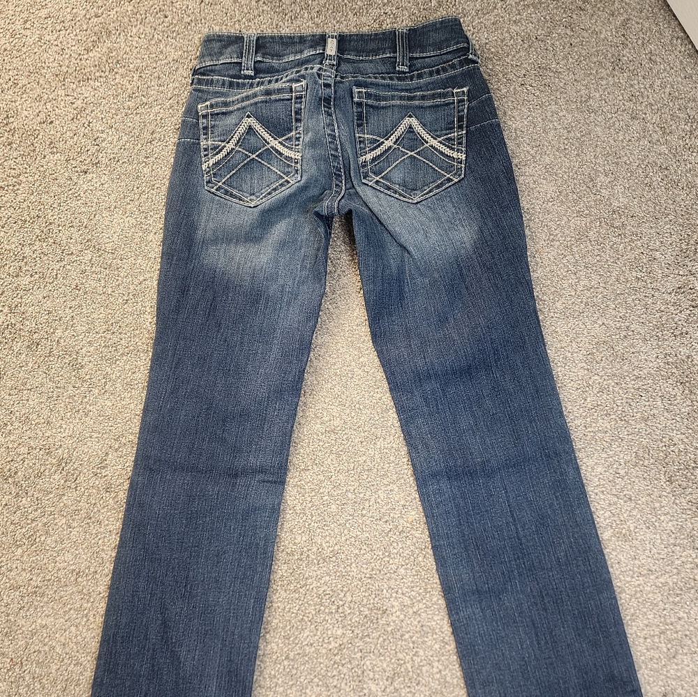 Ariya Blue High Rise Jeans with Classic Denim Style - Picture 3 of 3